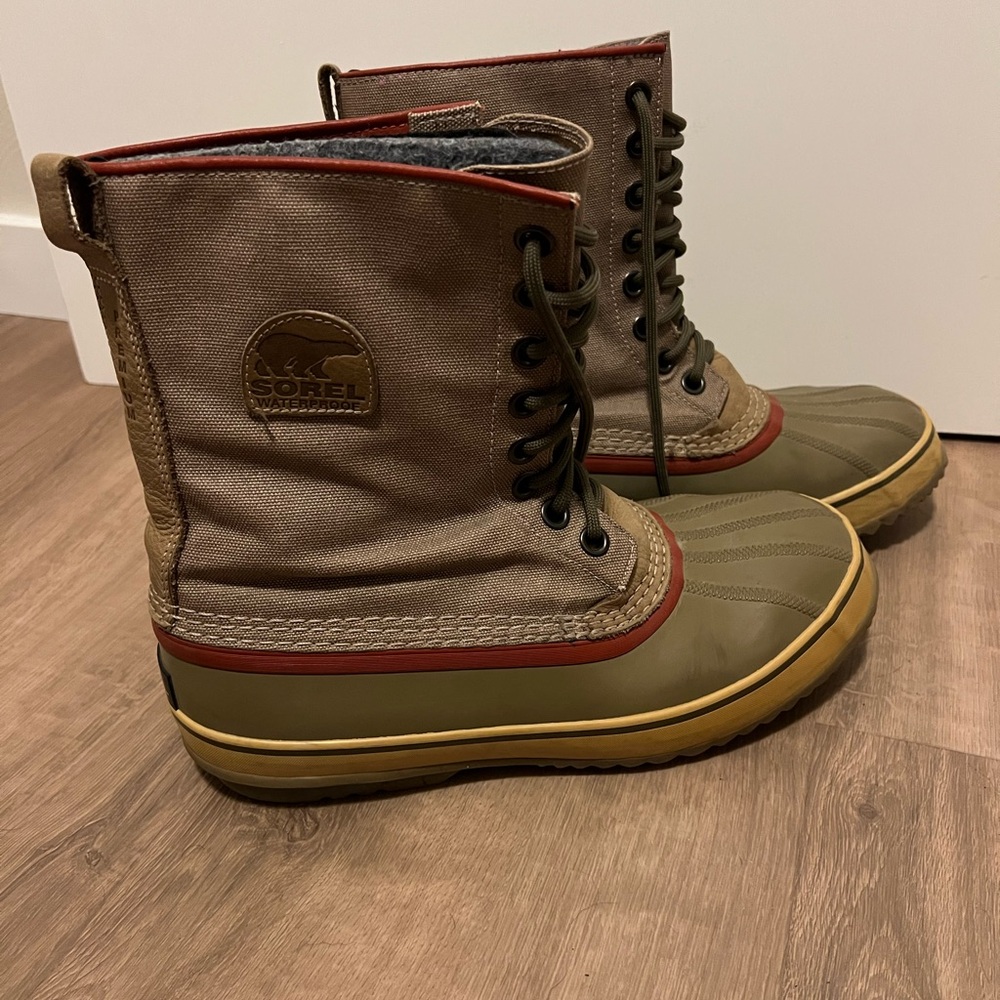 Sorel Waterproof Insulated boots